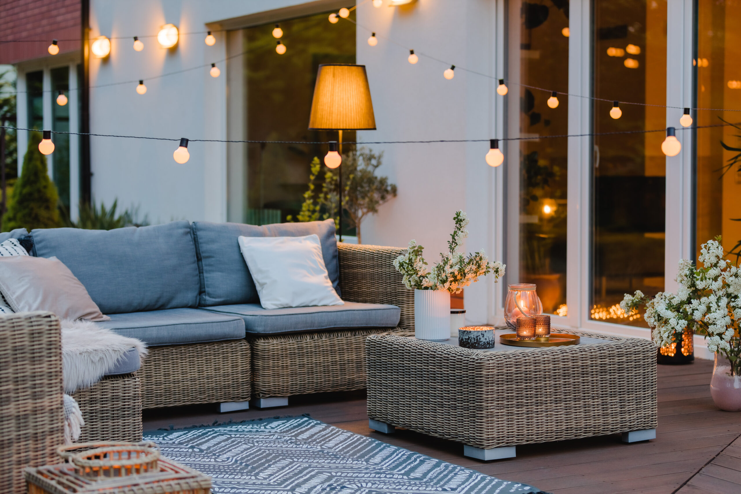 The Outdoor Sanctuary: Transforming Backyards Into Luxurious Extensions of Home